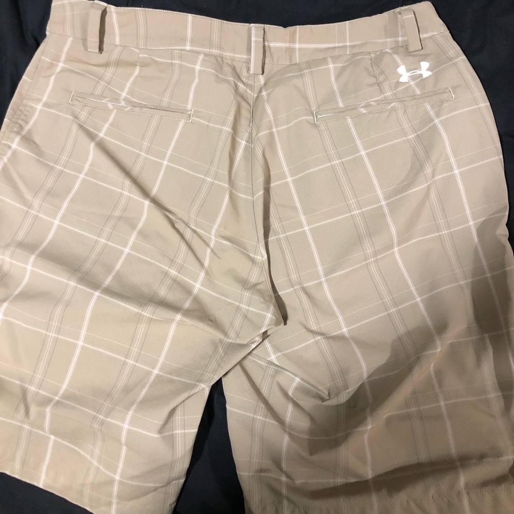 Under Armour golf shorts